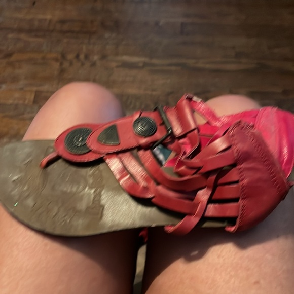 Shoes - Picture 3 of 4